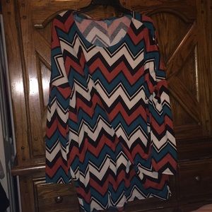 Chevron Light weight sweater - size XL